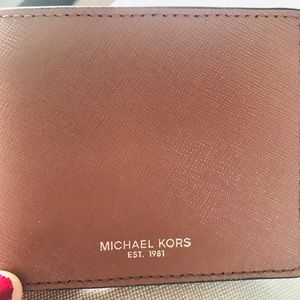 Men’s MK WALLET NEW, never use, No box sorry.
